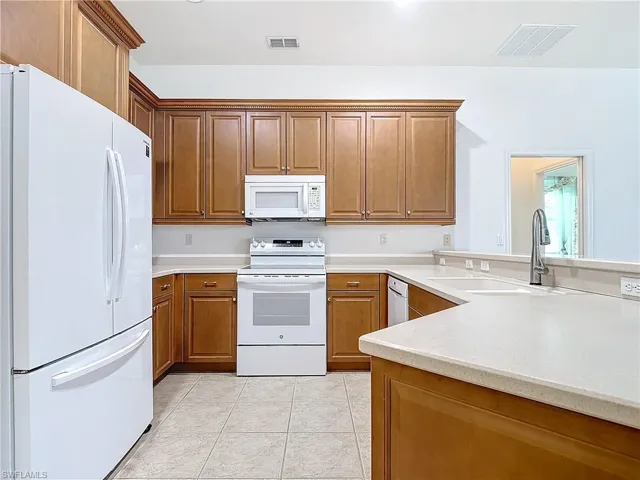 2124  Berkley  WAY, Lehigh Acres, FL 33973