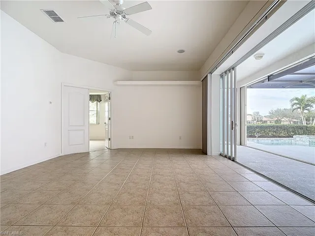 2124  Berkley  WAY, Lehigh Acres, FL 33973
