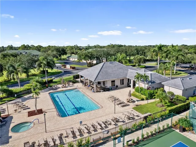 2124  Berkley  WAY, Lehigh Acres, FL 33973