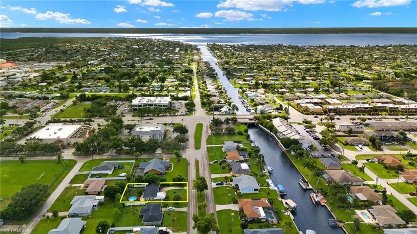 1509 Shelby Pkwy, Cape Coral Fl 33904