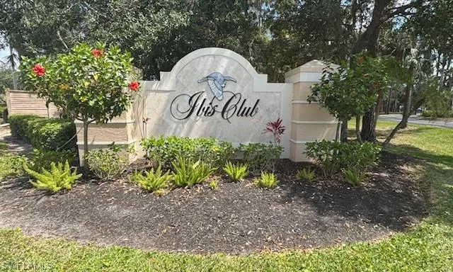 8265  Ibis Club  DR, Naples, FL 34104