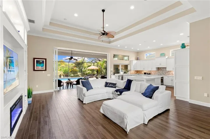4922 Andros Dr, Naples, Florida 34113