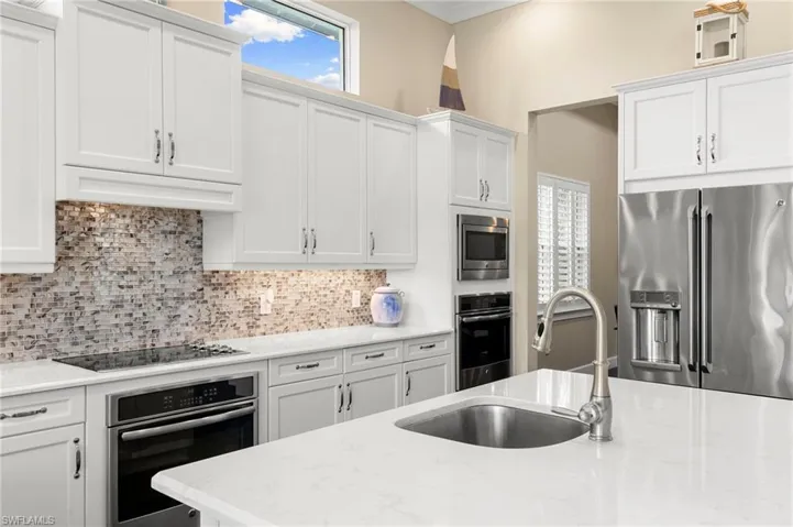 4922 Andros Dr, Naples, Florida 34113