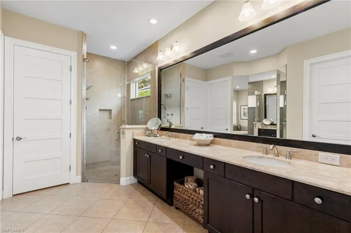 4922 Andros Dr, Naples, Florida 34113