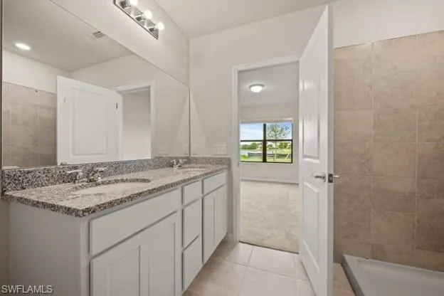 Interior photos are of a model home. Illustration purposes only.
