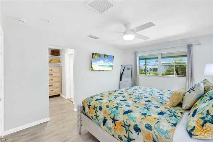 Master bedroom with ensuite all new bath.
