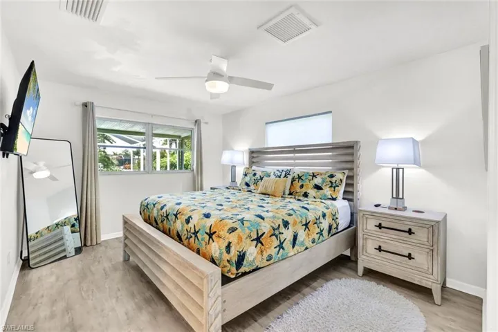 5330 Cobalt Ct, Cape Coral, Florida 33904