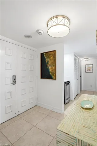 2400 Gulf Shore Blvd N 604, Naples, Florida 34103