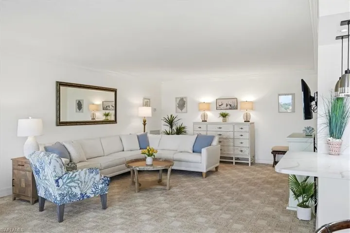 2400 Gulf Shore Blvd N 604, Naples, Florida 34103