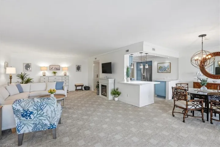 2400 Gulf Shore Blvd N 604, Naples, Florida 34103