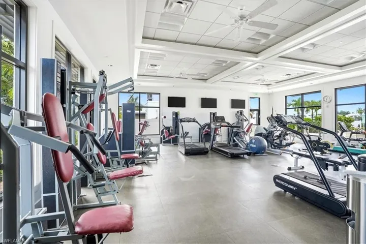 2400 Gulf Shore Blvd N 604, Naples, Florida 34103