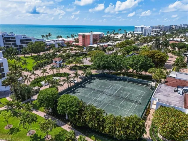 2400 Gulf Shore Blvd N 604, Naples, Florida 34103