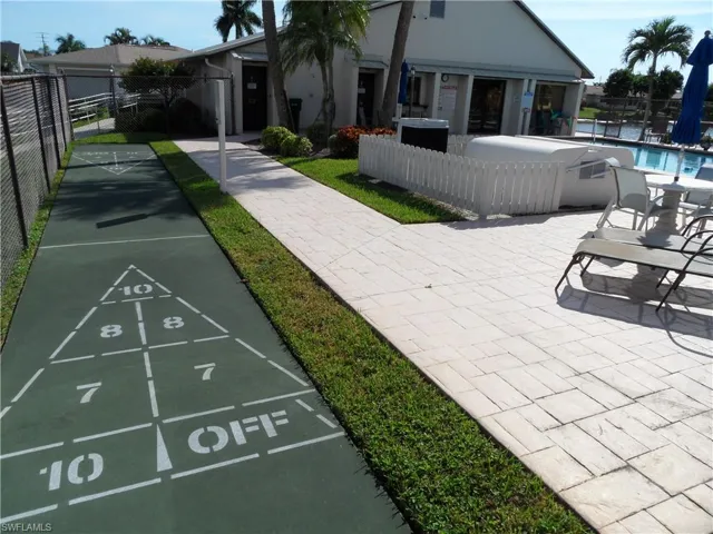 Shuffleboard