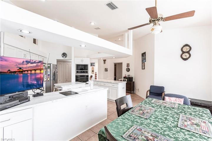 4333 SW 5th PL, CAPE CORAL FL 33914