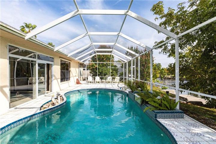 4333 SW 5th PL, CAPE CORAL FL 33914