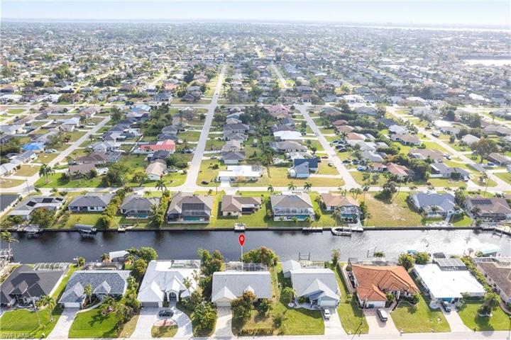 4333 SW 5th PL, CAPE CORAL FL 33914