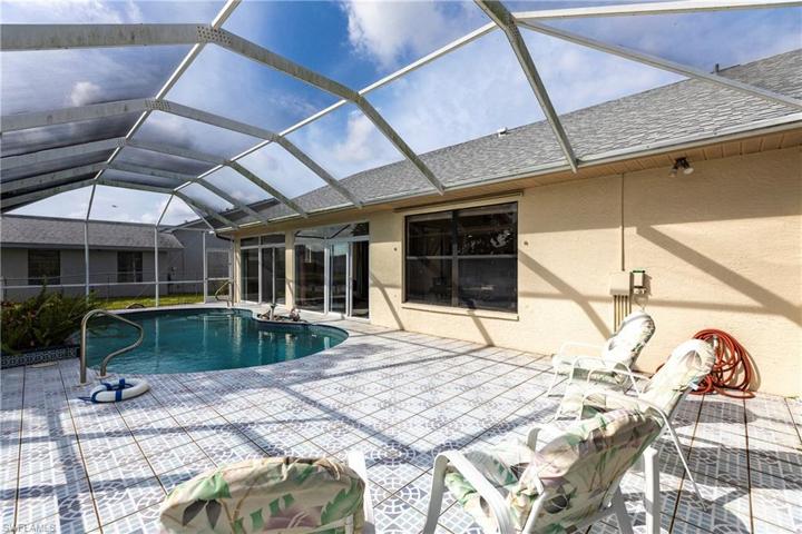 4333 SW 5th PL, CAPE CORAL FL 33914