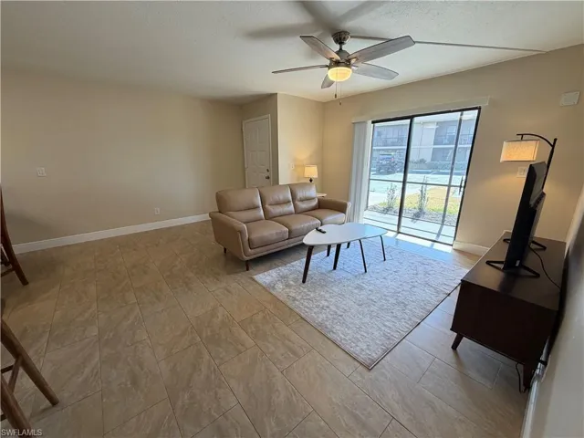 5327 Summerlin Rd 2707, Fort Myers, Florida 33919