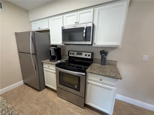 5327 Summerlin Rd 2707, Fort Myers, Florida 33919