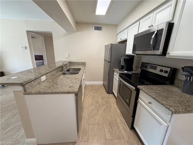5327 Summerlin Rd 2707, Fort Myers, Florida 33919