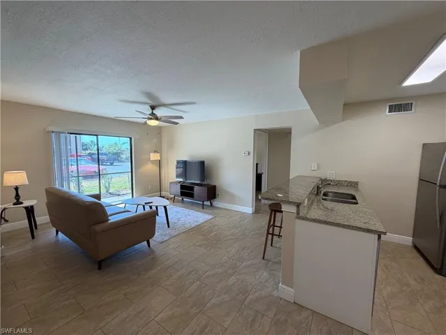 5327 Summerlin Rd 2707, Fort Myers, Florida 33919
