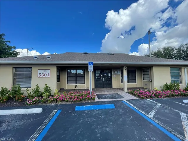 5327 Summerlin Rd 2707, Fort Myers, Florida 33919