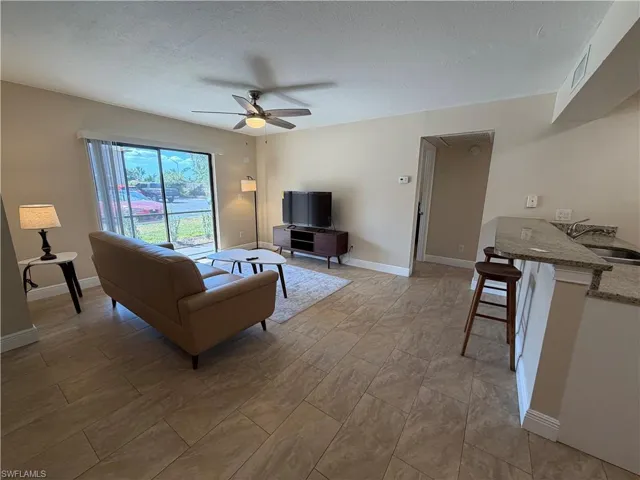 5327 Summerlin Rd 2707, Fort Myers, Florida 33919