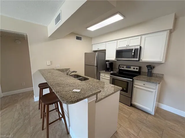 5327 Summerlin Rd 2707, Fort Myers, Florida 33919