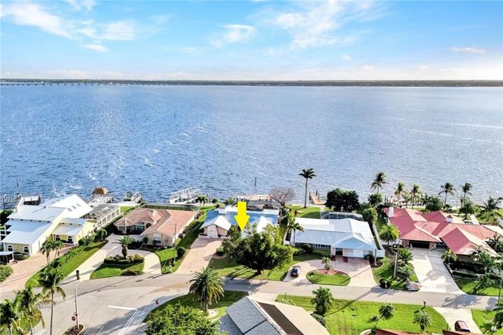 3403 SE 22nd PL, CAPE CORAL FL 33904