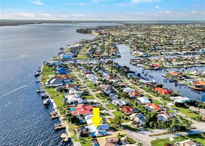 3403 SE 22nd PL, CAPE CORAL FL 33904