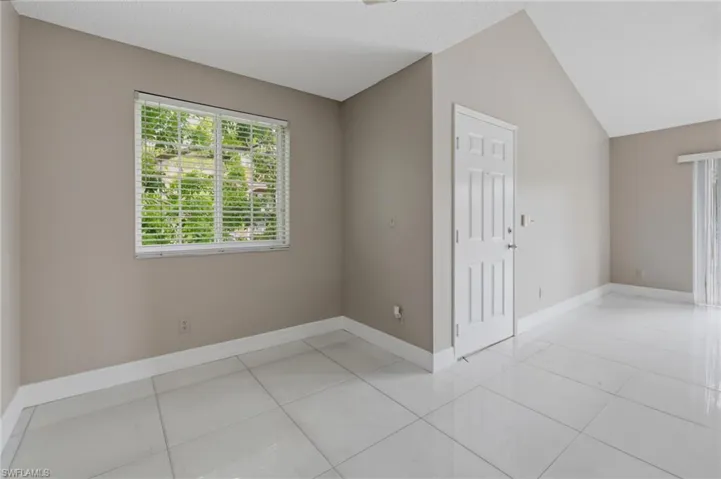 1265 Wildwood Lakes Blvd 207, Naples, Florida 34104