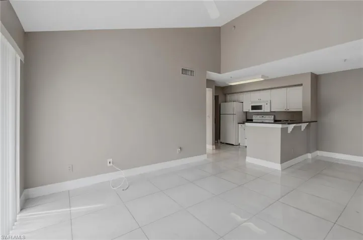 1265 Wildwood Lakes Blvd 207, Naples, Florida 34104