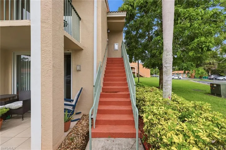 1265 Wildwood Lakes Blvd 207, Naples, Florida 34104