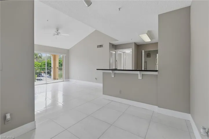 1265 Wildwood Lakes Blvd 207, Naples, Florida 34104