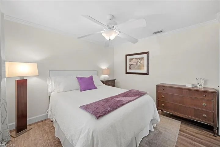 11870  McGregor  BLVD, Fort Myers, FL 33919