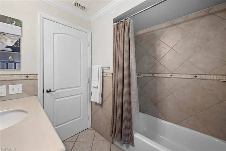 11870  McGregor  BLVD, Fort Myers, FL 33919