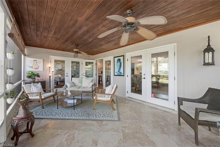 11870  McGregor  BLVD, Fort Myers, FL 33919