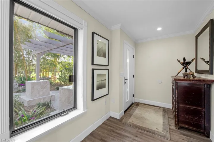 11870  McGregor  BLVD, Fort Myers, FL 33919