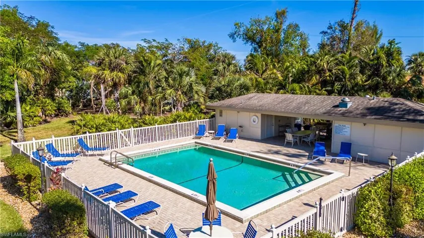 16683  Forest  BLVD, Fort Myers, FL 33908