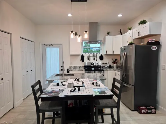 23041 Roundtree Ave, Alva, Florida 33920