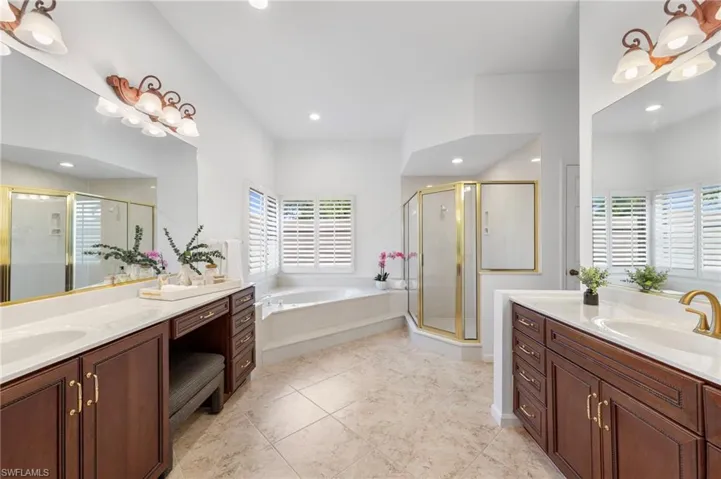 Primary ensuite bath