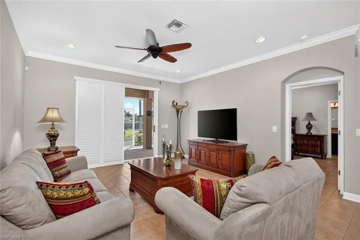 7905 Harmony Lake Ct, Fort Myers, Florida 33907