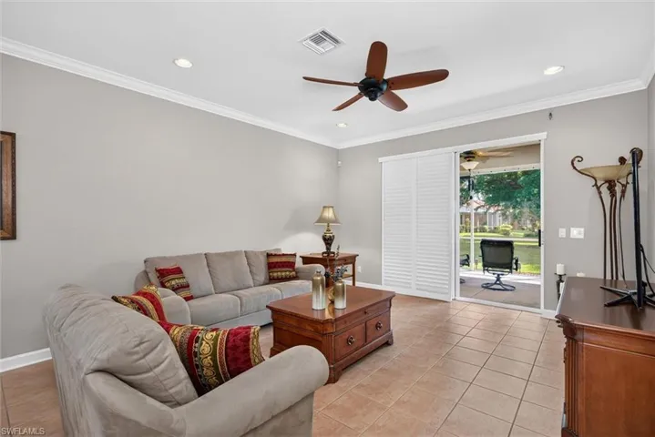 7905 Harmony Lake Ct, Fort Myers, Florida 33907