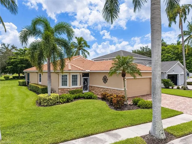 7905 Harmony Lake Ct, Fort Myers, Florida 33907
