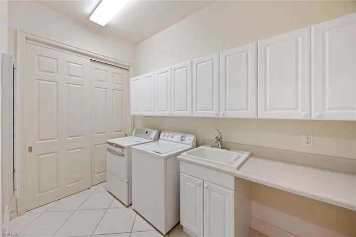 4789  Alberton  CT, Naples, FL 34105