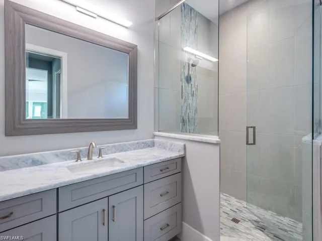Full Ensuite from 2nd bedroom