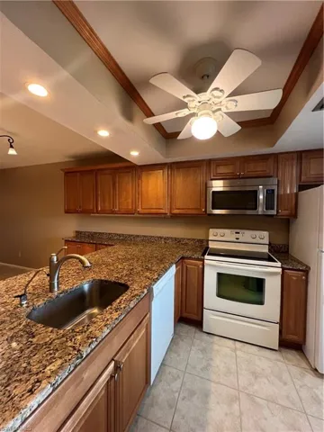 4629 Se 5th Pl 14, Cape Coral, Florida 33904