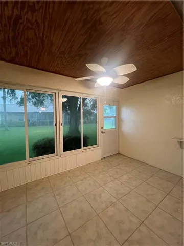 4629 Se 5th Pl 14, Cape Coral, Florida 33904