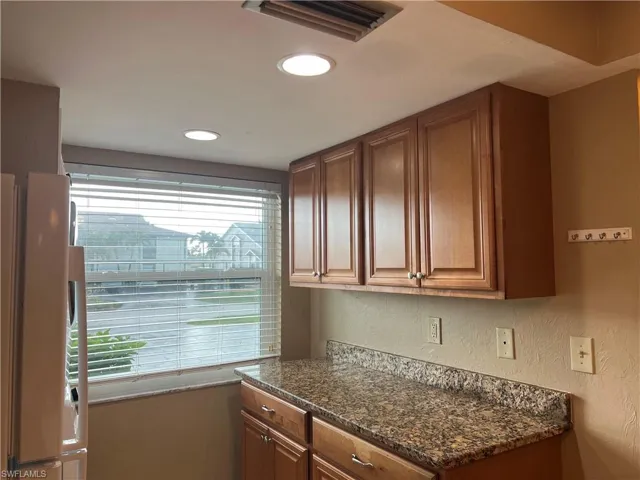 4629 Se 5th Pl 14, Cape Coral, Florida 33904