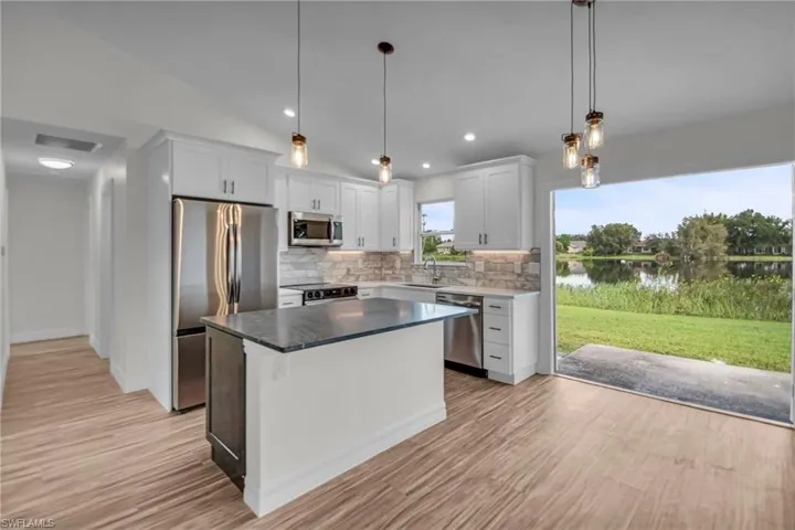 8485 Garden Rd, Fort Myers Fl 33967